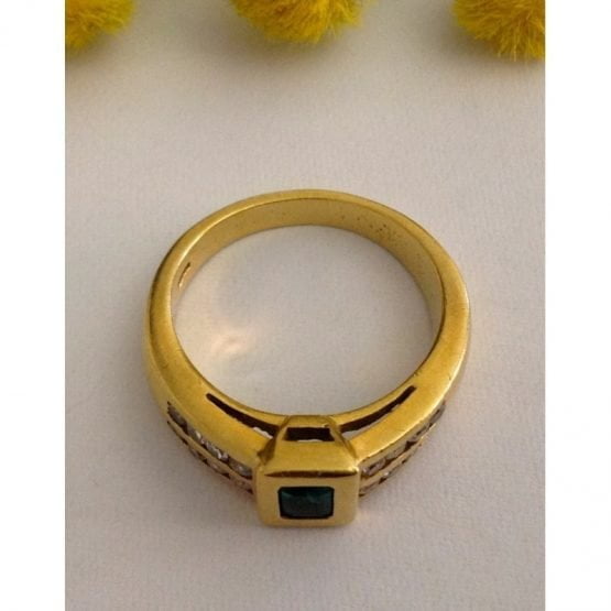 Anello in oro 18kt con Smeraldo e Diamanti - gr. 6.433